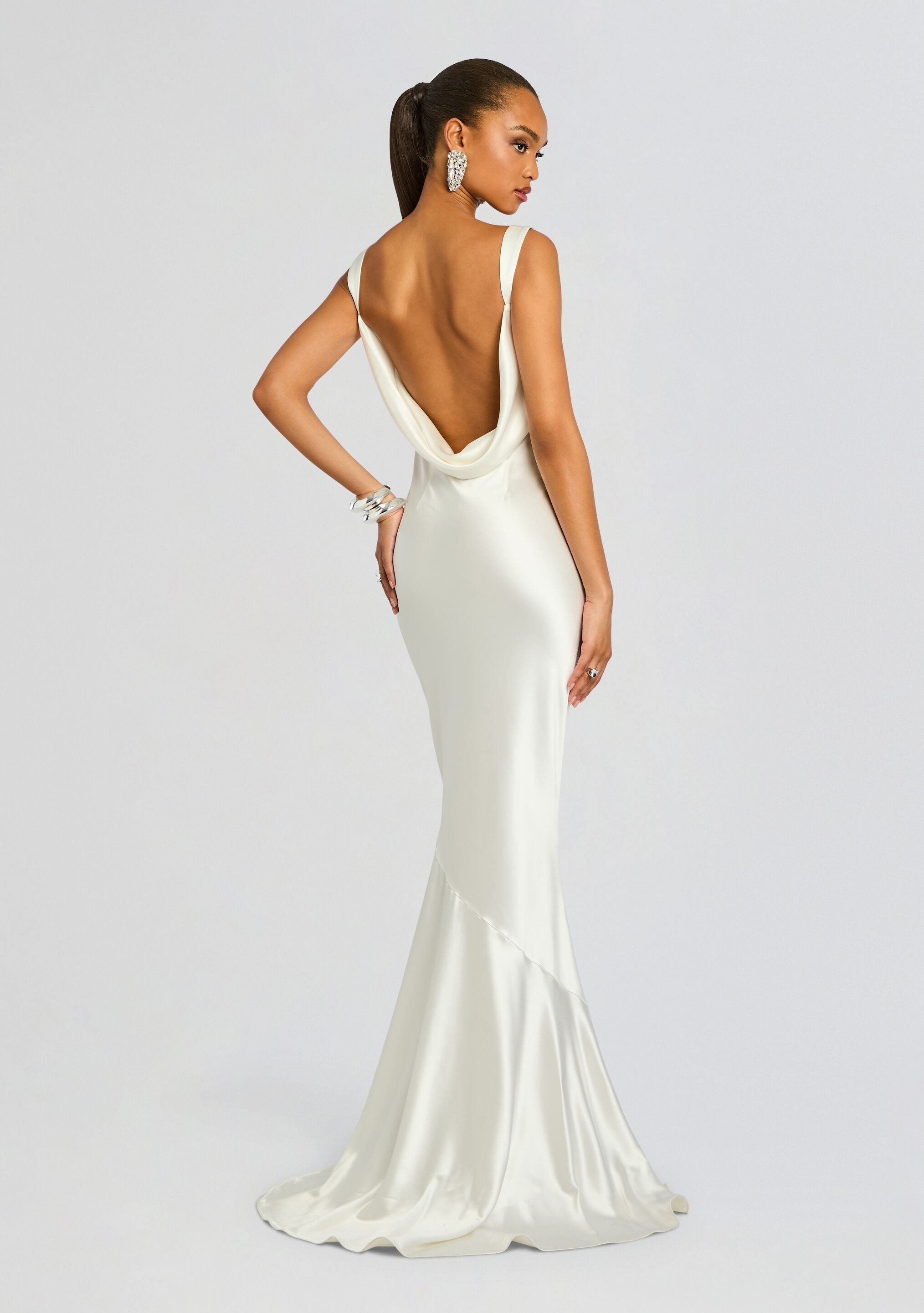 Vinicia Dress