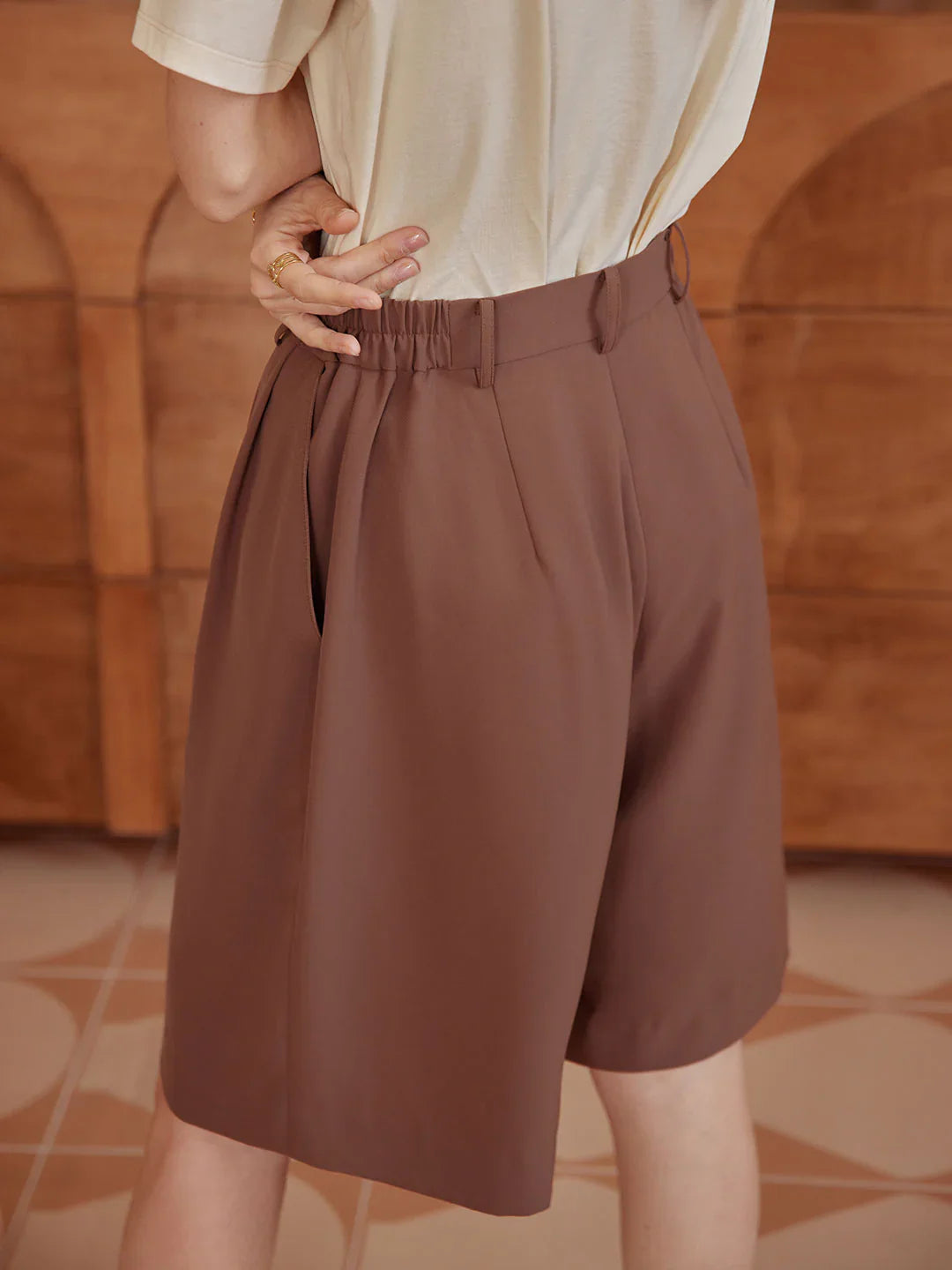 Daiki Chiffon Straight Shorts