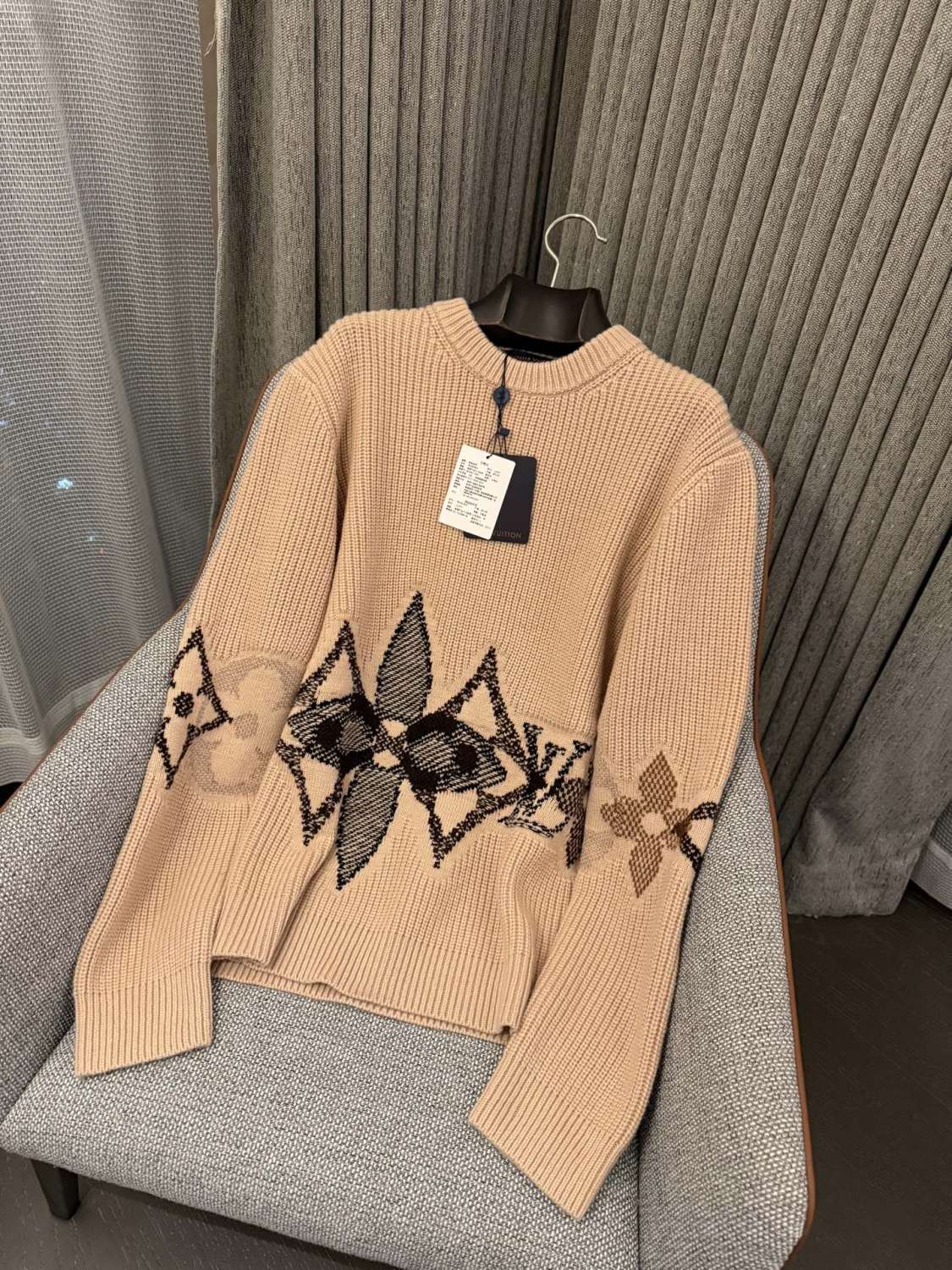 Louis Vuitton Graphic Knitted Crewneck #335707