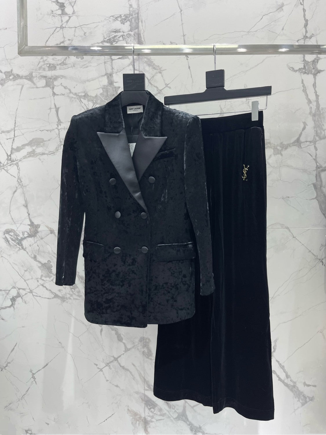 Saint Laurent Women's Velvet Blazer #333904