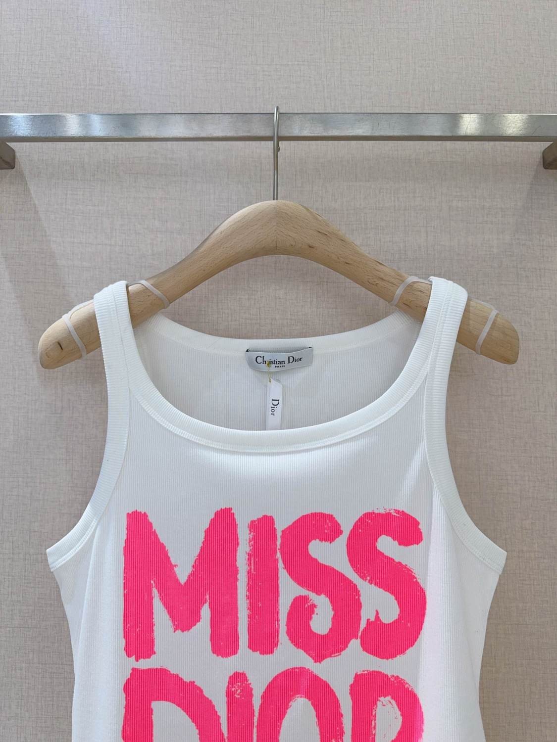 Dior Women's Summer Fashion Casual Crew Neck Pullover Sleeveless Tank Top with Hand-Painted Print and Letter Embellishments Vest #78786