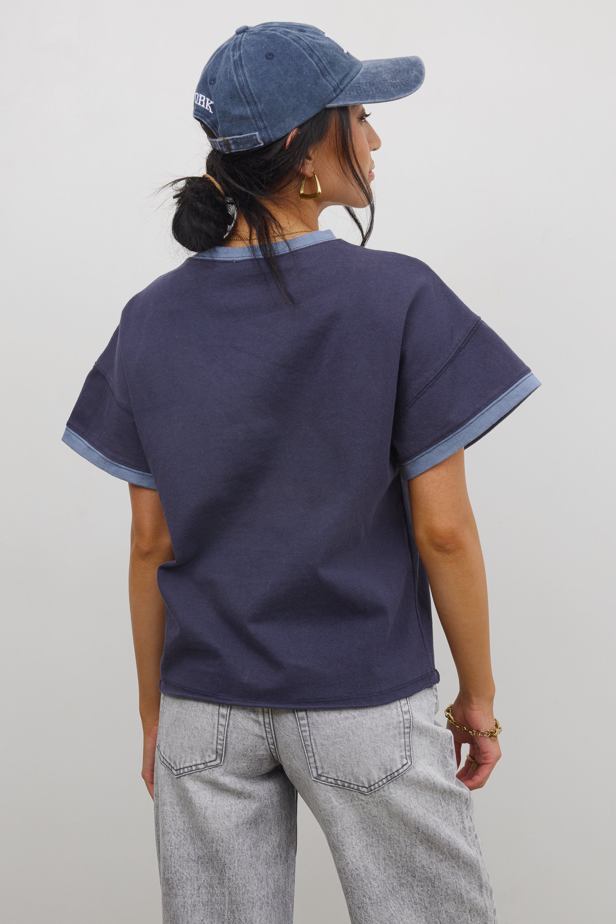 Jace Contrast Tee in Navy