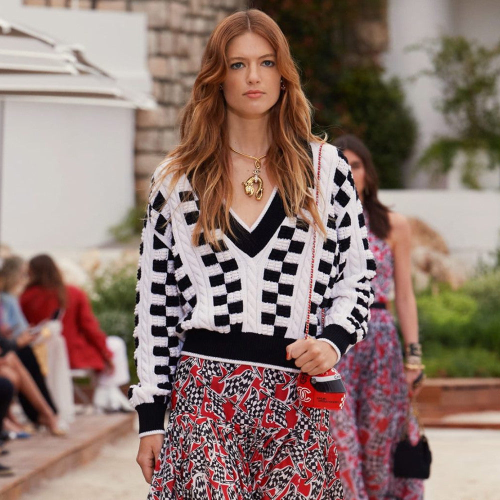 Chanel Black White Checkered Cashmere Sweater #335793
