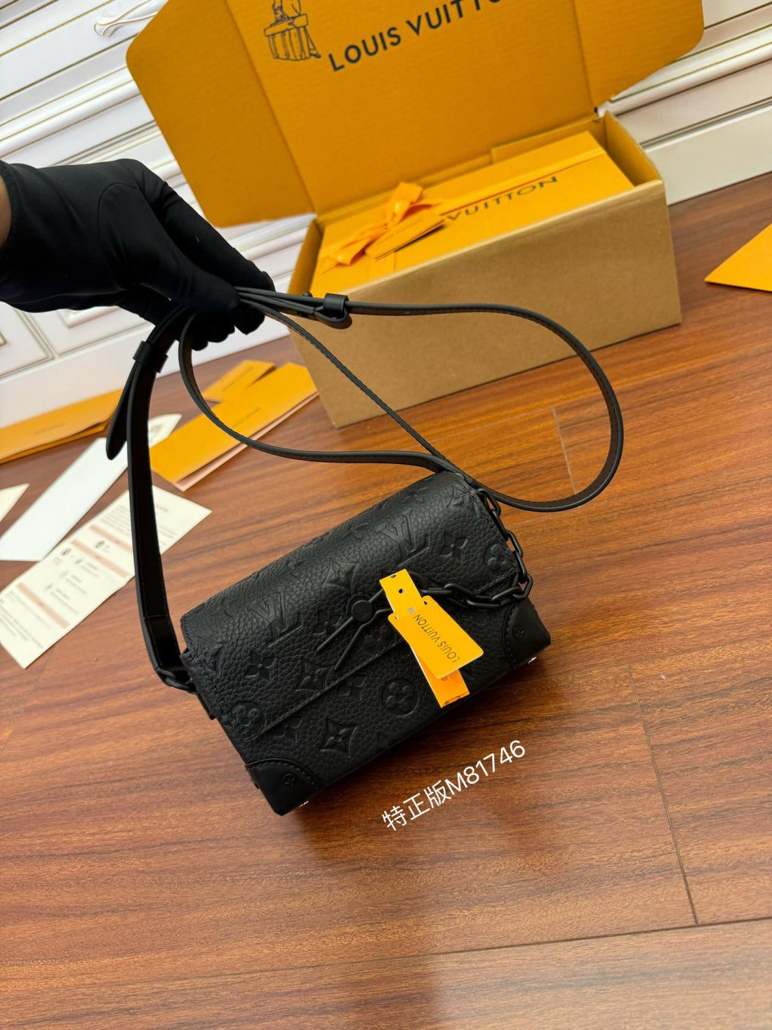 Louis Vuitton STEAMER Men's Classic Embossed Pattern Lock Element Leather Mini Shoulder Bag Bags #77965