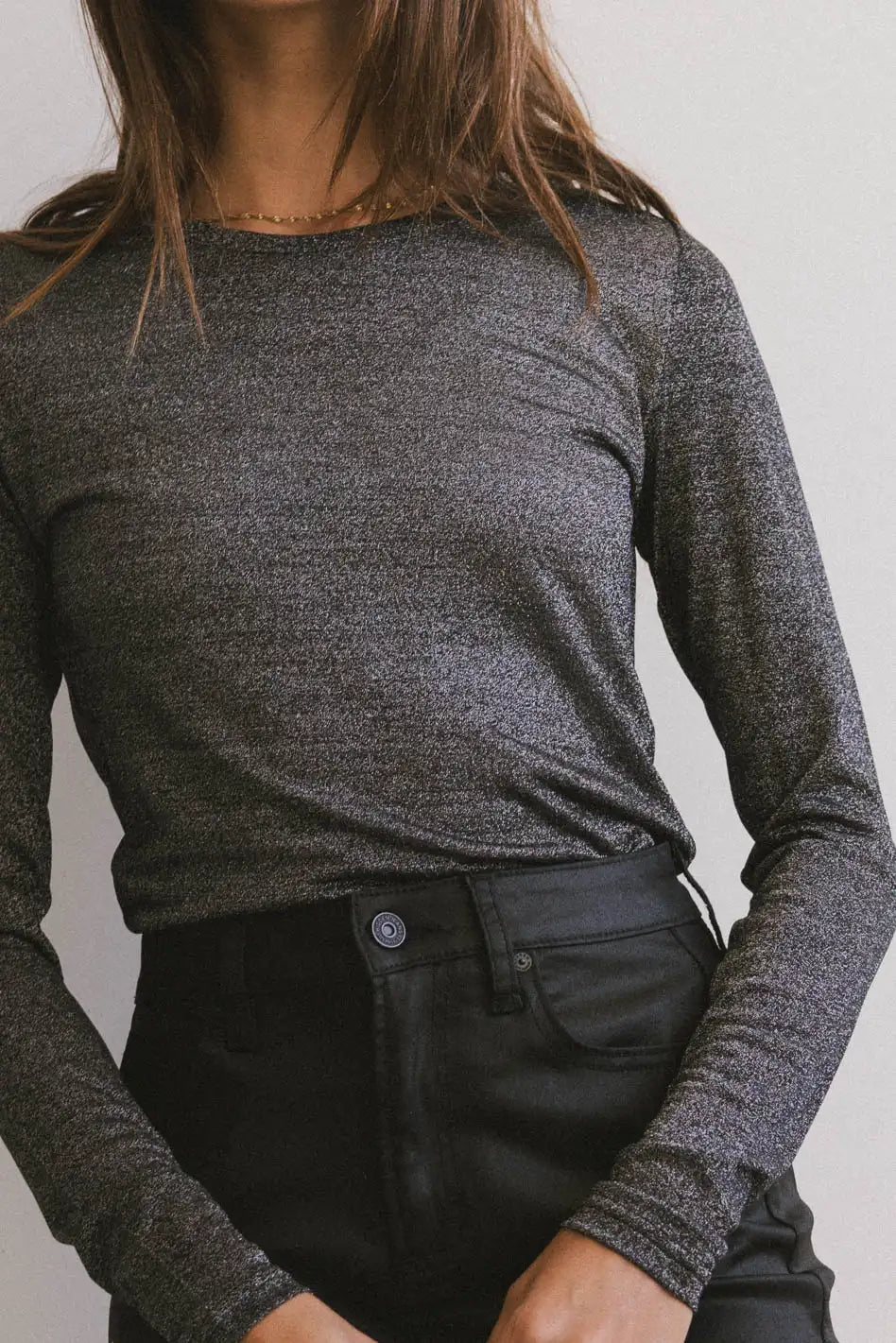Della Shimmer Top in Black