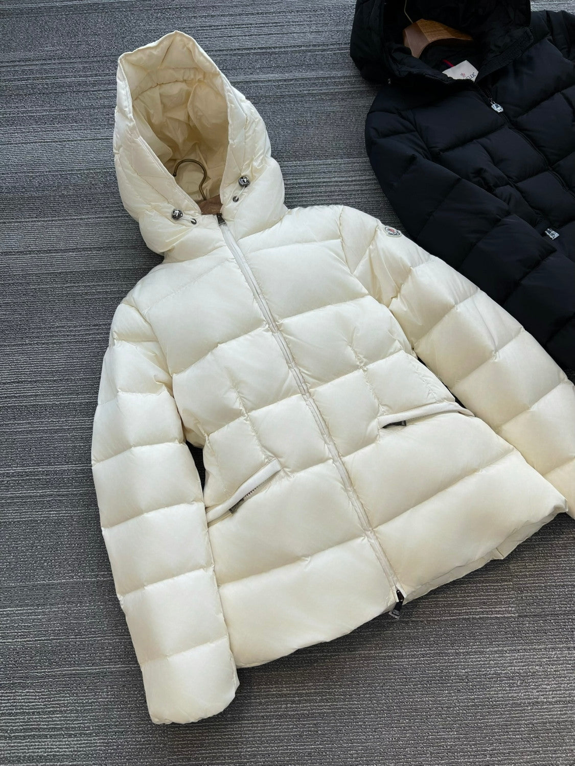 Moncler Ivory Avoce Women's Hooded Short Down Jacket Coat #332707
