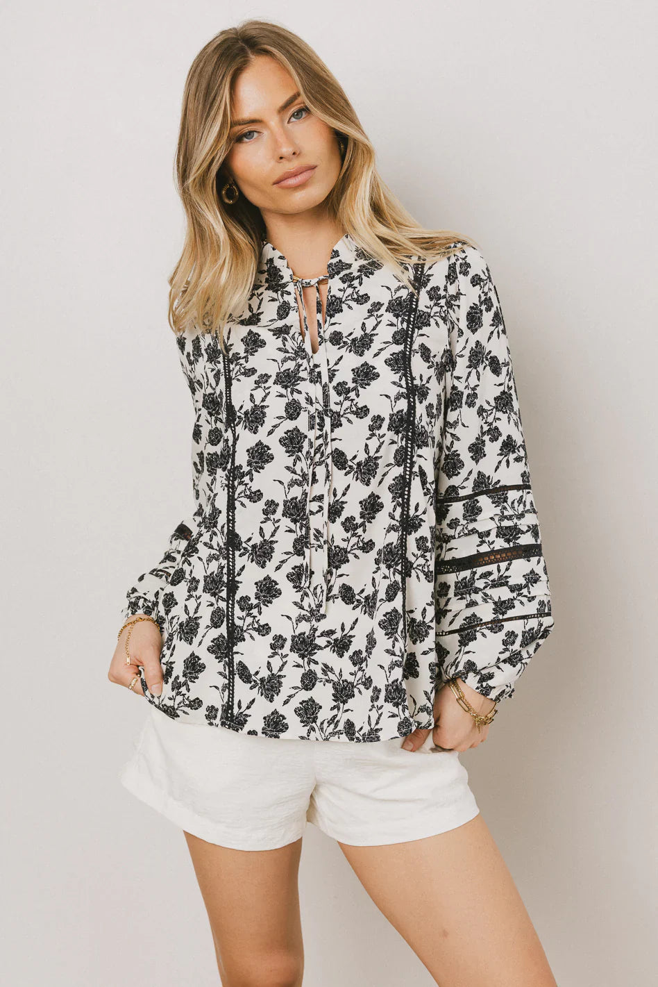 Imann Floral Blouse in Navy