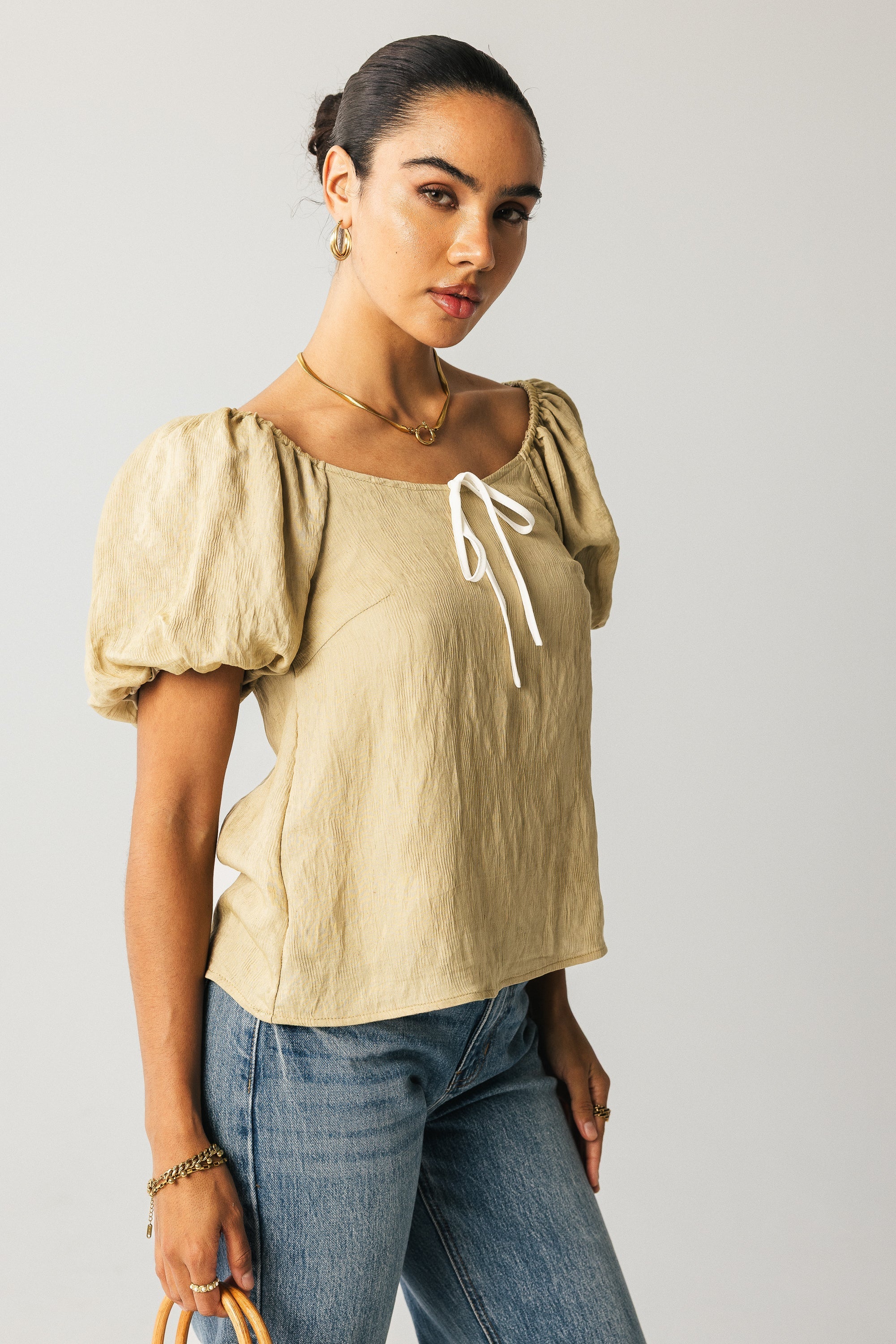 Anora Blouse in Khaki