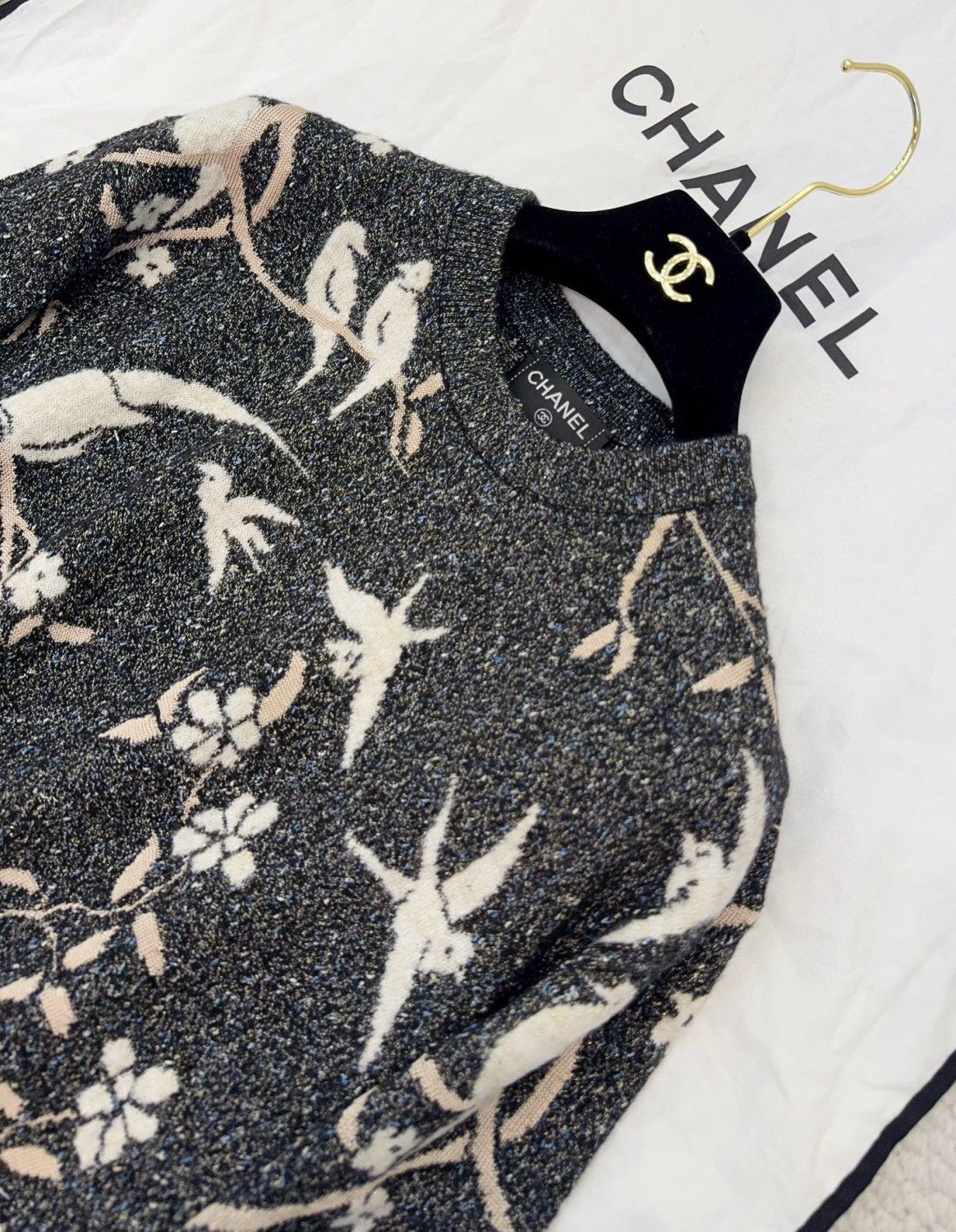 Chanel Women's Spring. Autumn. and Winter Jacquard Solid-Color Crew Neck Pullover Sweater Ngvp #2551