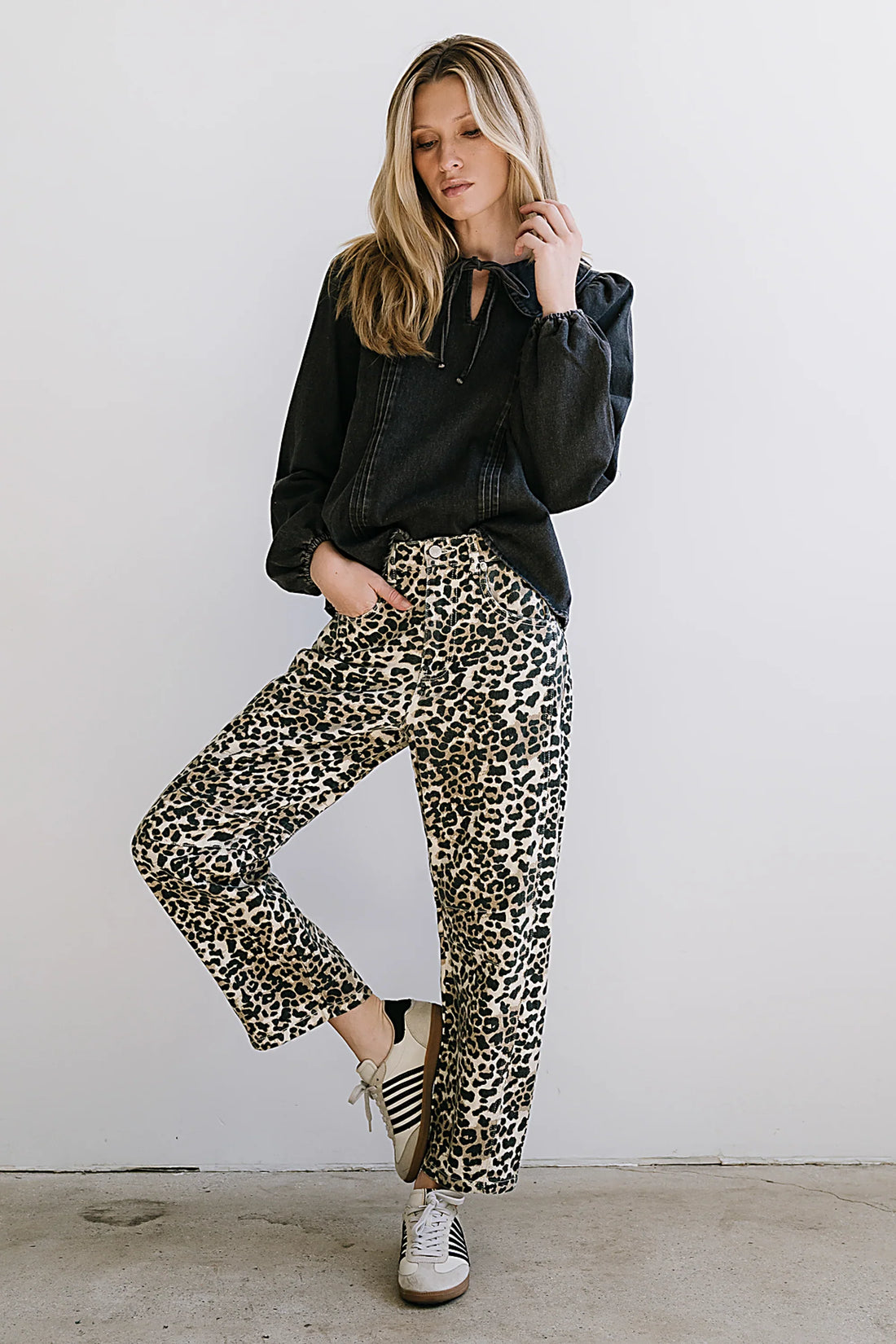 Monique Pleated Blouse in Black