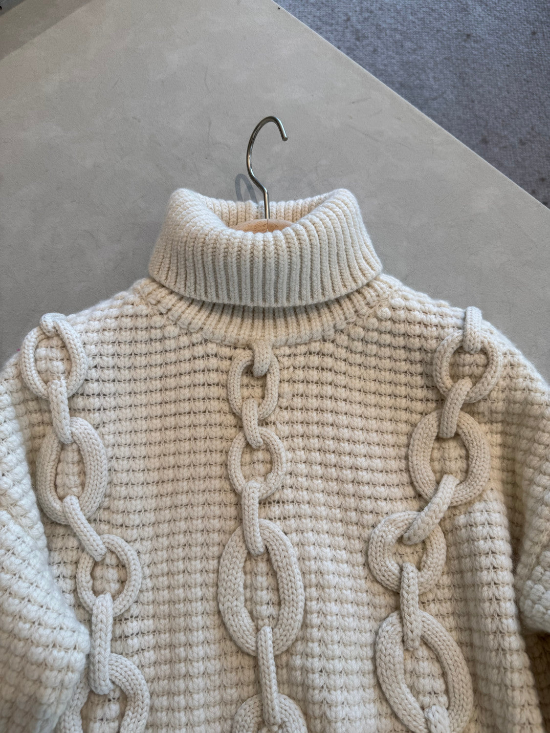 Herm¨¨s Women's 3D Embellished Knitted Turtleneck Sweater #328888