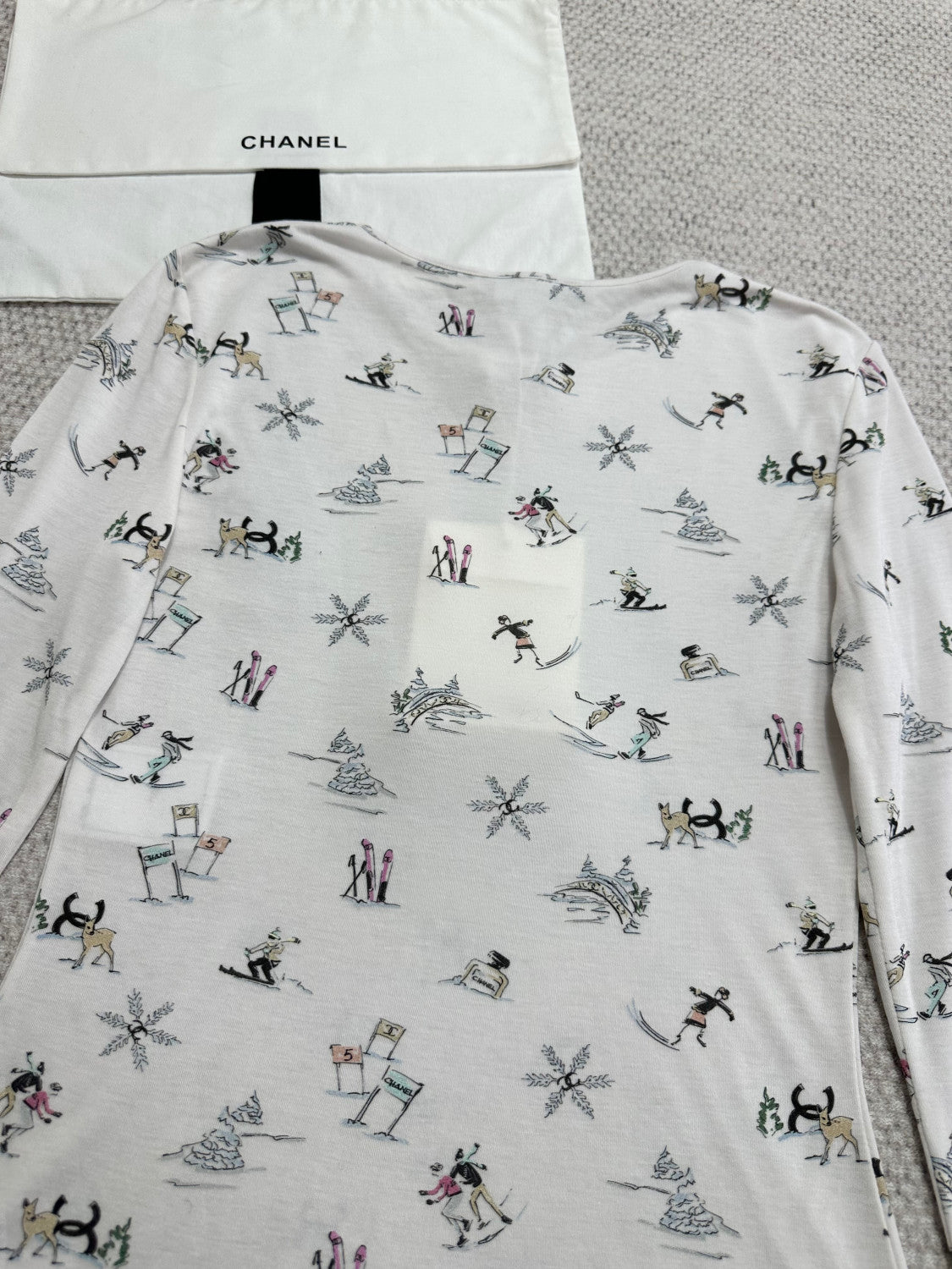 Chanel 25N Ski Crew Neck Bottoming Shirt #333932