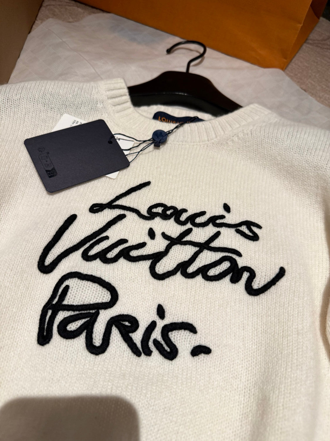Louis Vuitton Cursive Signature Pullover #334539