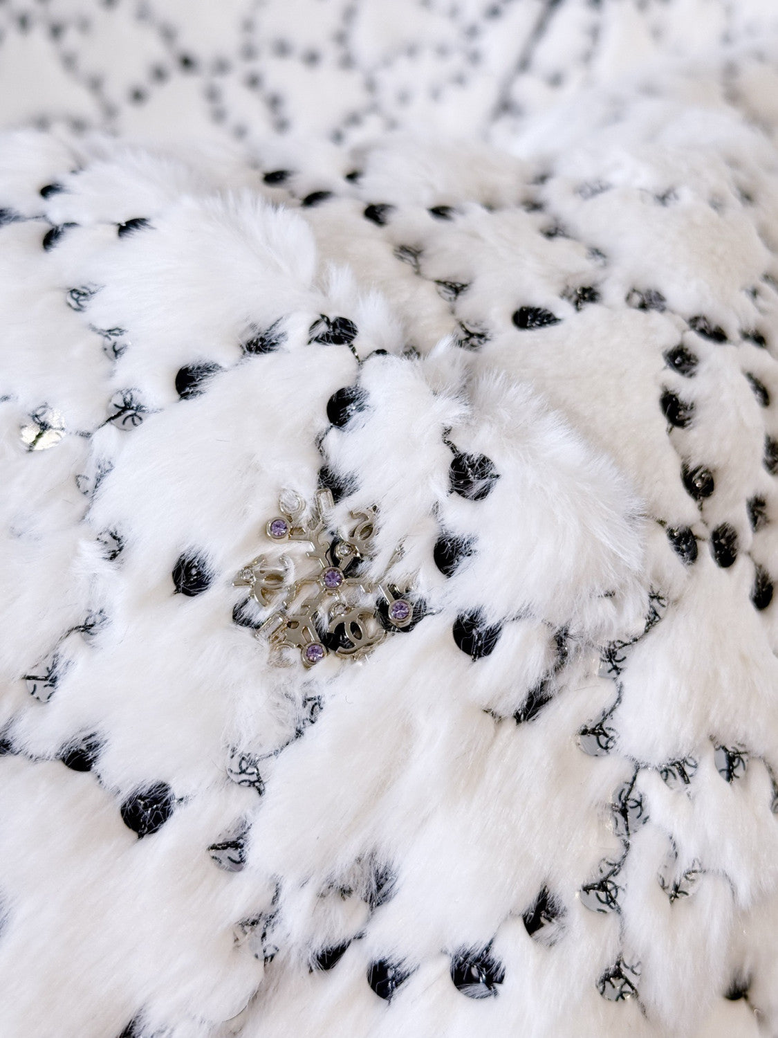 Chanel Jacket Mixed Fibers Sequins White Black #334701
