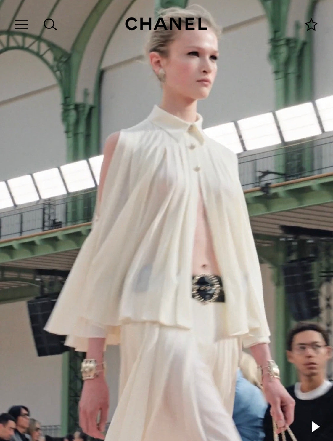 Chanel Women's Spring/Summer Cape Silk Slit Rhinestone Button Top Solid Color Lapel Sleeveless Shirt Ngvp #2273