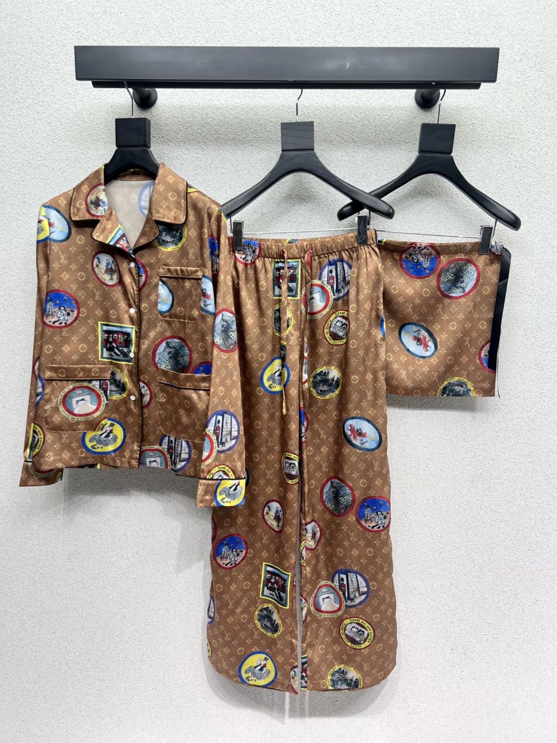 Louis Vuitton Men's And Women's Spring/Fall Fashion Casual V-Neck Collar Single-Button Print Shirt with Elastic Waistband Loose-Fit Relaxed Pants Sleepwear Suit Set #78868