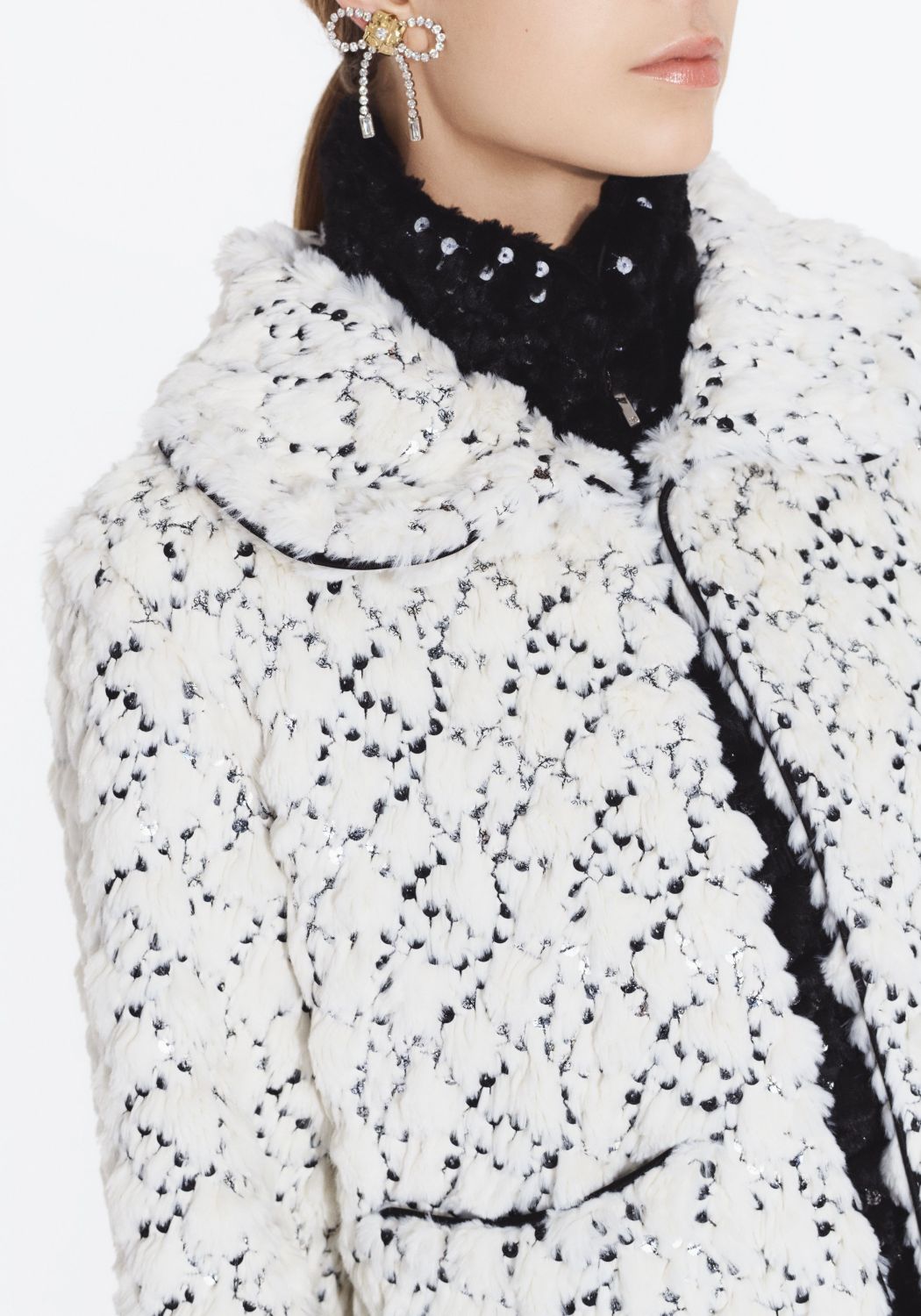 Chanel Jacket Mixed Fibers Sequins White Black #334701