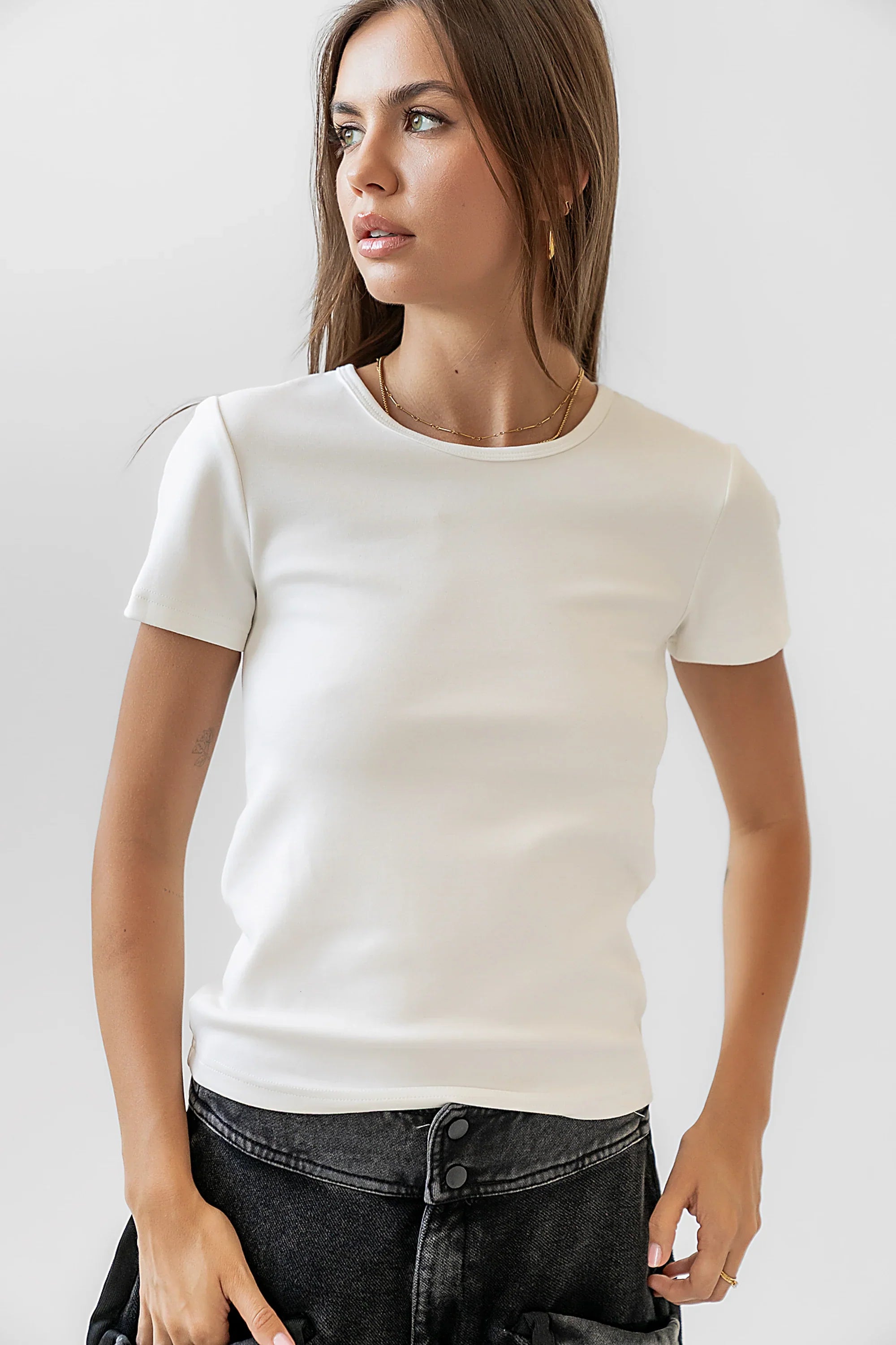 Mavis Basic Tee