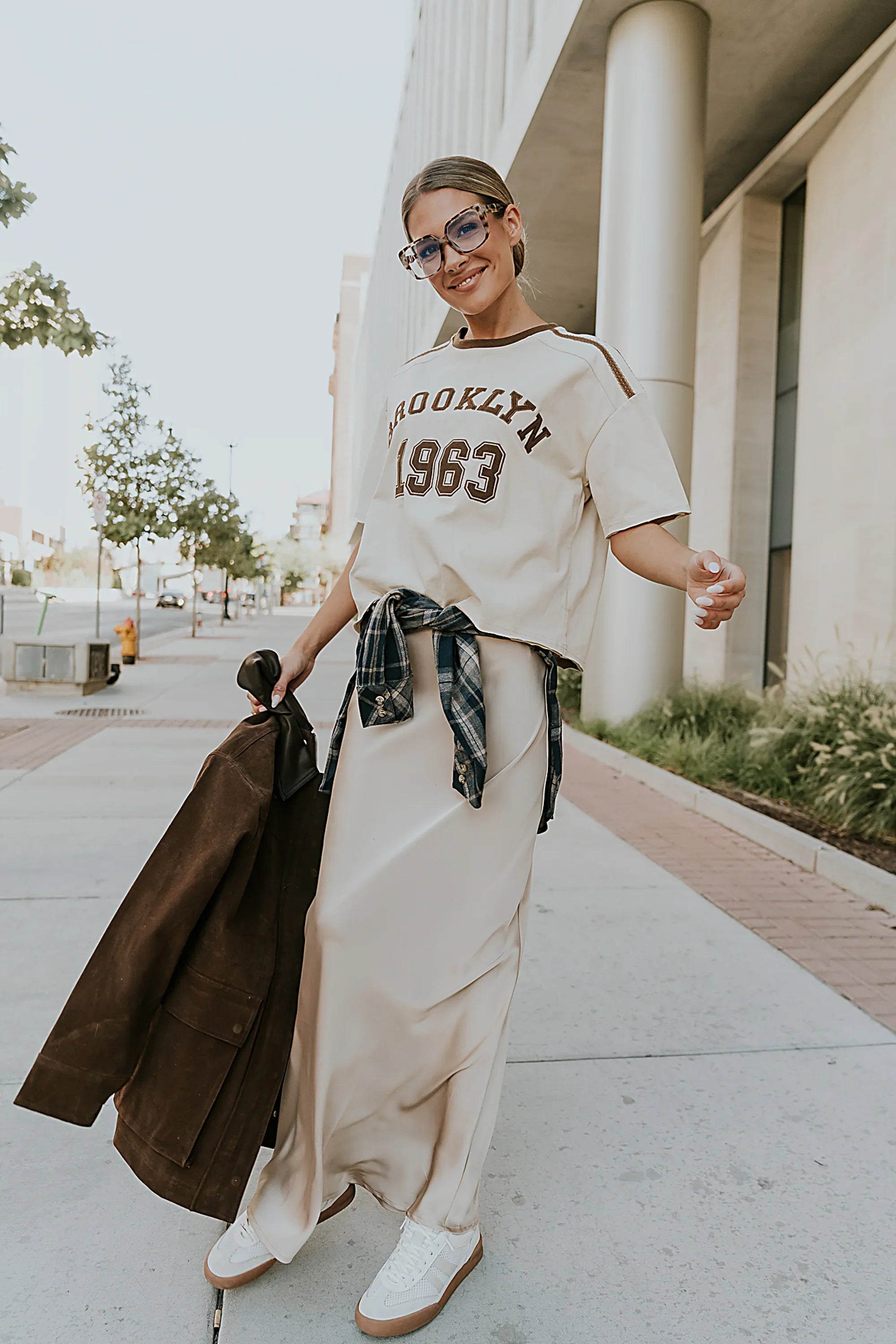 Brooklyn Oversized Graphic Tee in Brown